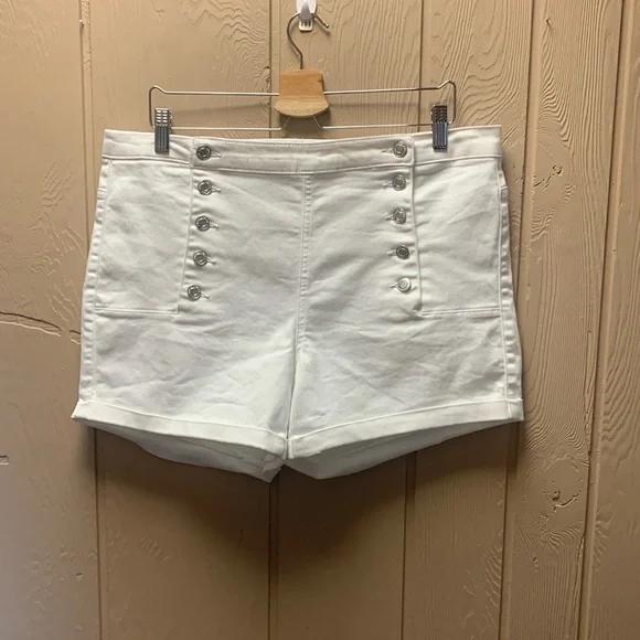 Rue 21 Shorts - Picture 2 of 8